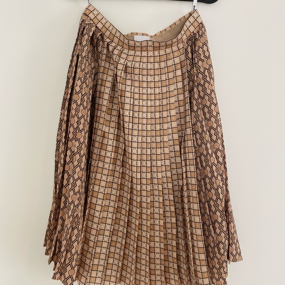 $1520 Authentic Burberry Pleated Midi Skirt in Brown Natural US 4 - Picture 6 of 6